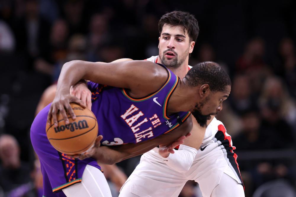 球竞争日益 球竞争日益